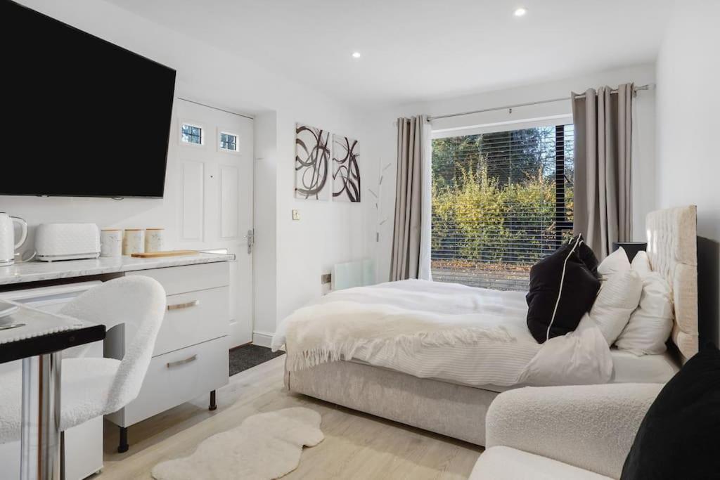 Little Laxford Apartment Fazeley Bagian luar foto